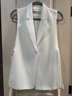 Zara White Sleeveless Blazer Vest